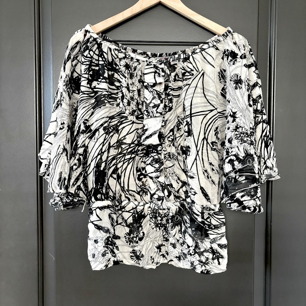 Yoana Baraschi 100% Silk Floral Off the Shoulder Batwing Ruffled Breezy Blouse